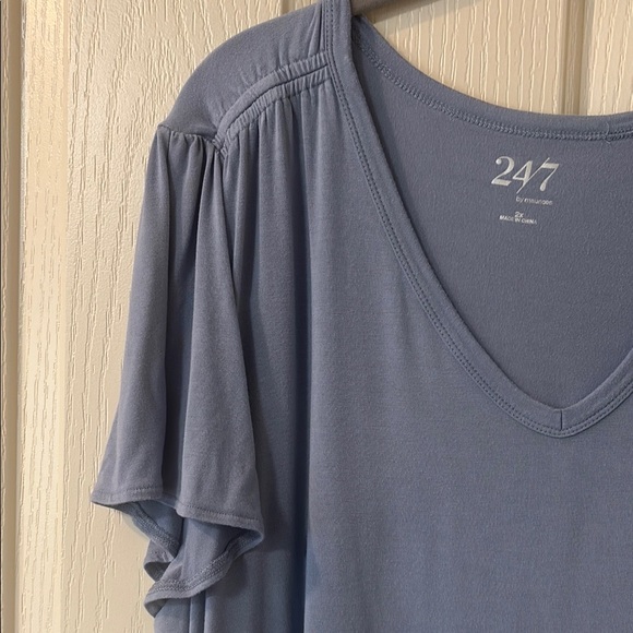 Blue Flutter Sleeve Relaxed T-Shirt - Picture 7 of 10